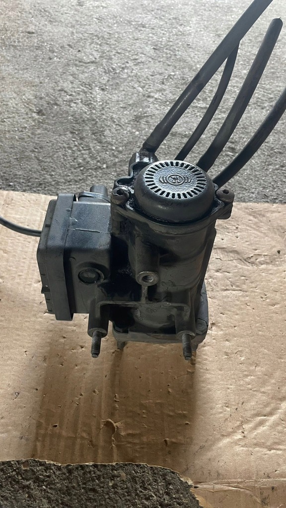 фото №3, Клапан гальмівний модулятор ebs mercedes actros mp4