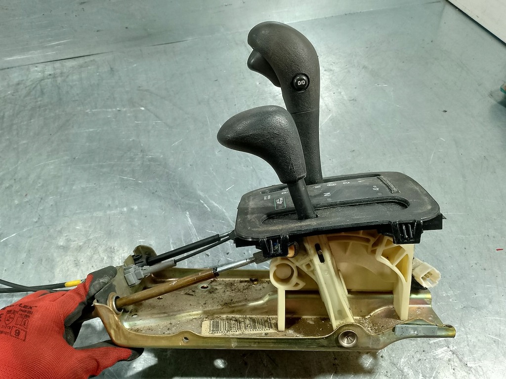 фото №11, Домкрат переключения передач тросы jeep grand cherokee wj 4472005621 3.1 td