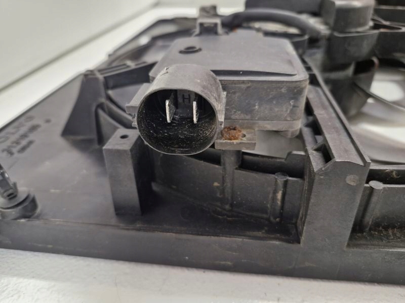 Volvo v40 2 2 1.6 d вентилятор радиатора 31319165 940009301 Доставка