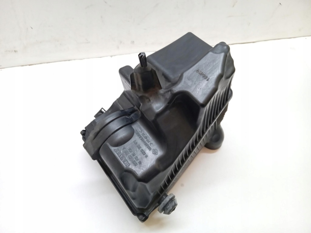 фото №4, Корпус фильтра воздуха renault scenic ii 2.0 dci