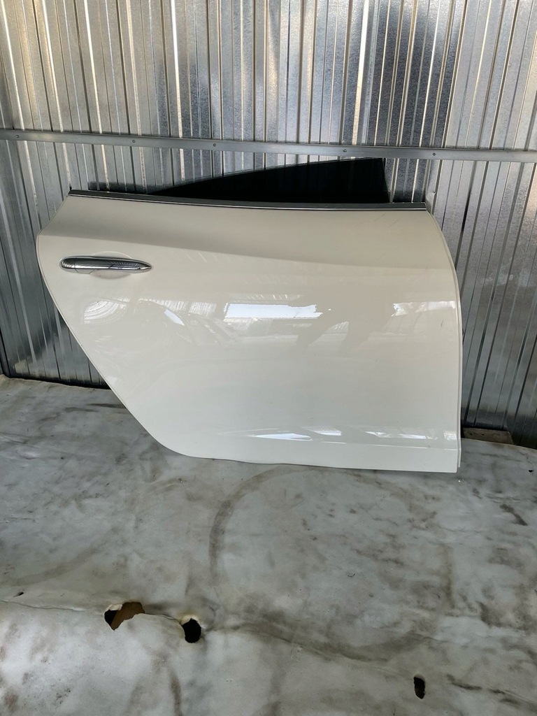 фото №1, Двері праве задні maserati quattroporte 2016