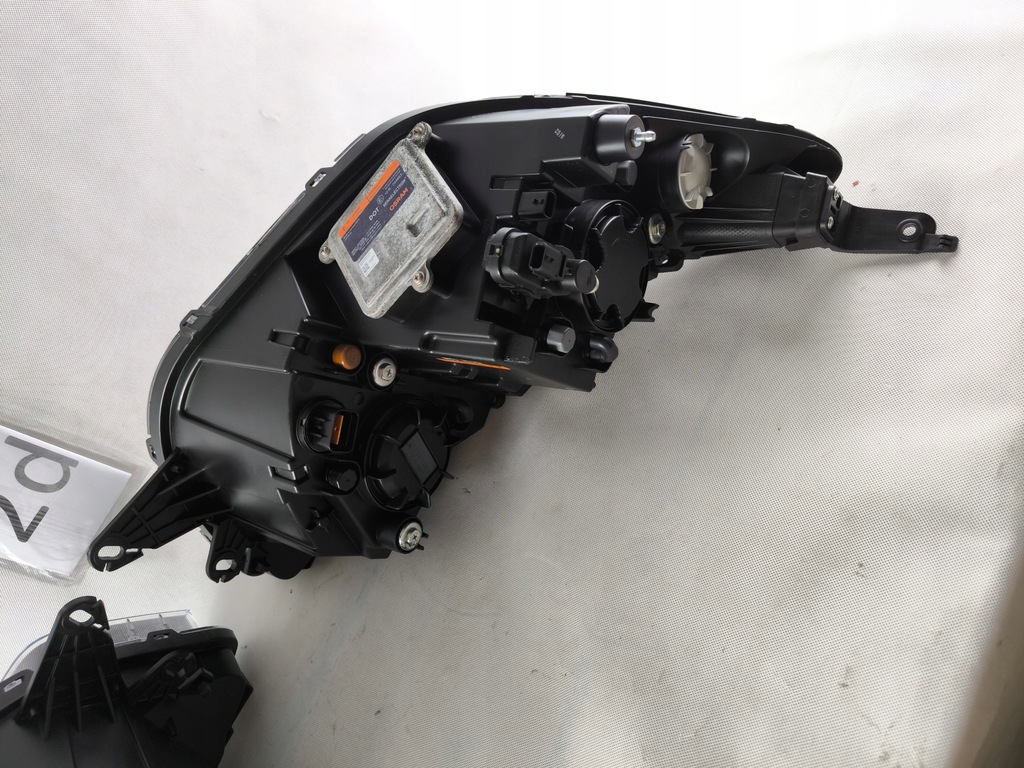 фото №11, Ssangyong rexton 17-21 ксенон лівий правий фара лампа повний