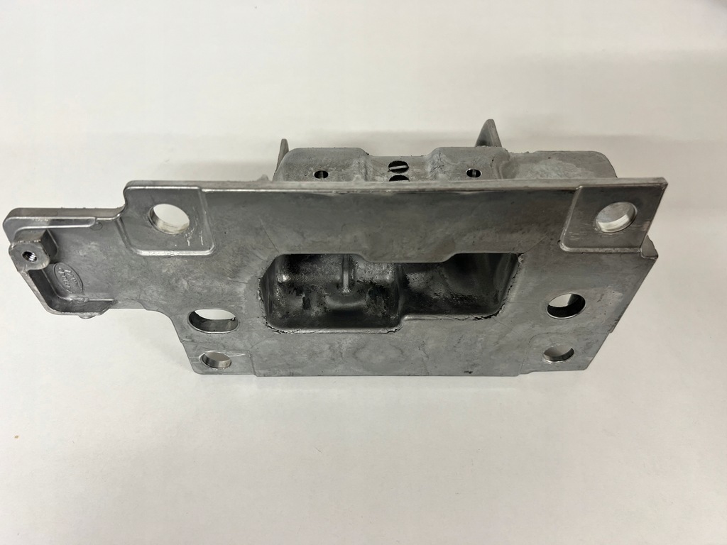 фото №2, Зона деформации land rover defender ii cpla-17a793-ae nowa