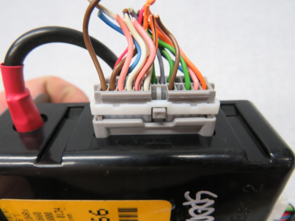 фото №7, Kia sportage iii модуль блок управления bcm 95400-3u660