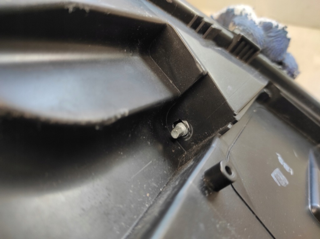 фото №10, Peugeot 308 2 ii lift 17- лампа правая перед full led 9677832380