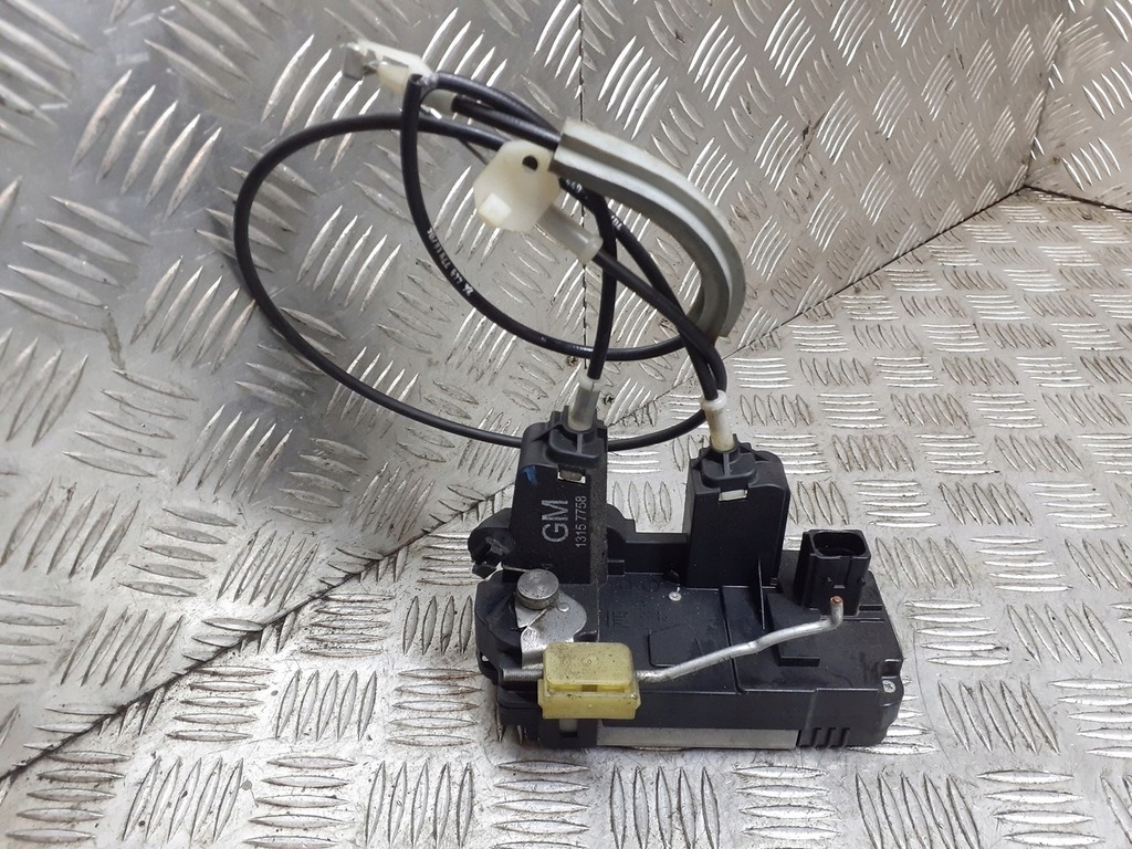 фото №1, Замок дверь центральный левый задняя opel signum