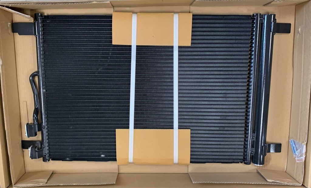 фото №1, Радиатор кондиционера vw t-roc 2017 -