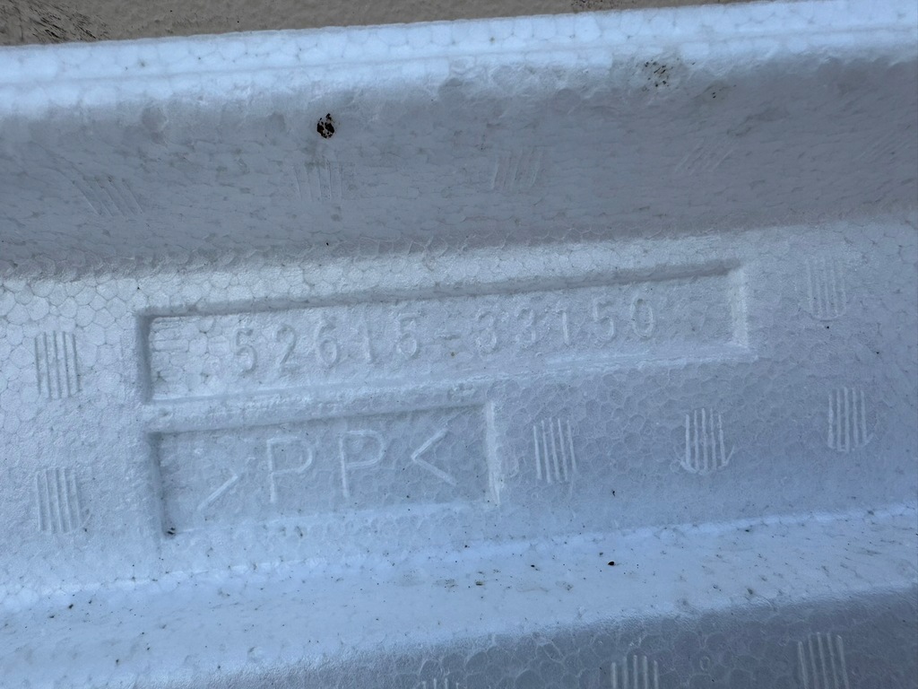 фото №13, Toyota camry viii 8 17r- піна абсорбер бампера перед 52615-33150