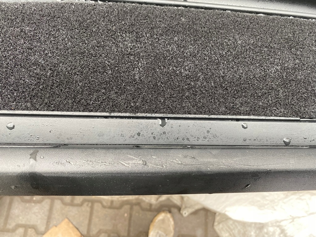 фото №6, Porsche taycan спойлер бампера задняя диффузор 9j1807983f