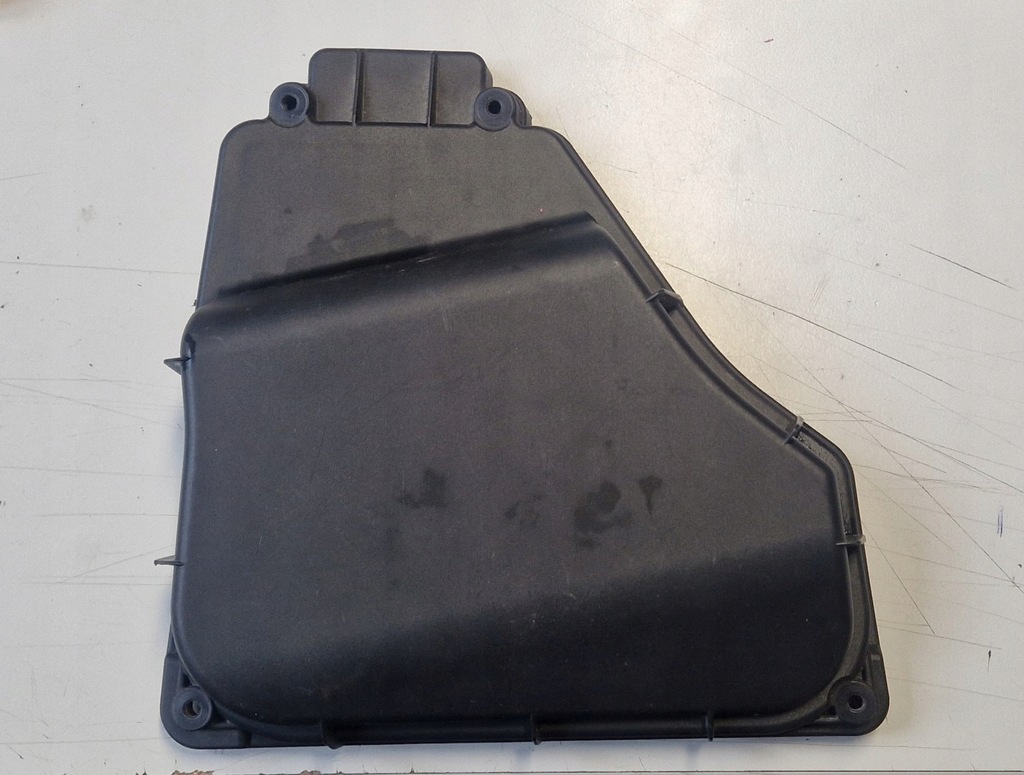 фото №1, Кришка запобіжників права audi a8 d4 4h0937555