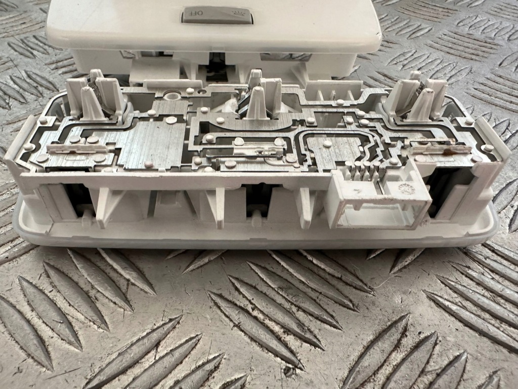 Renault megane 3 фонари обшивки потолка освещение кабины комплект Доставка