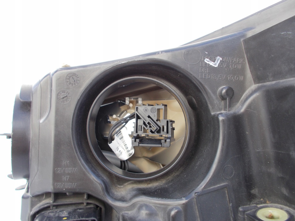 фото №10, Фара лампа ford focus mk3 3 iii bm51-13w029-cf правый europa