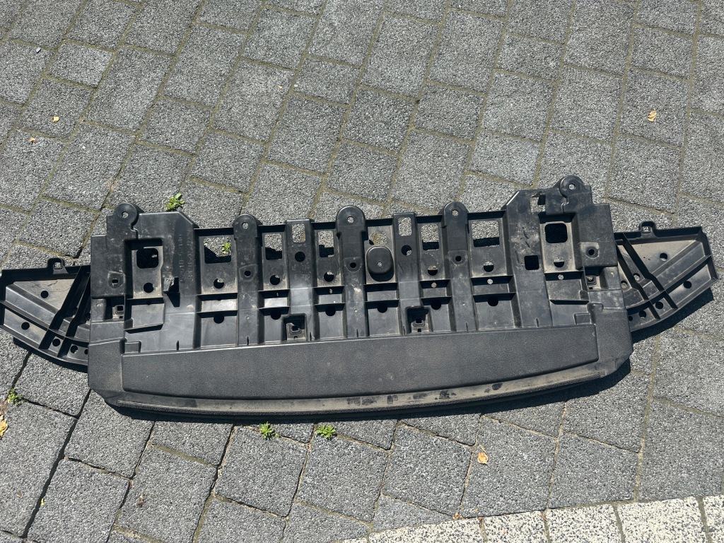 Lexus lbx бампер перед решётка радиатора капот крылья с Разборки