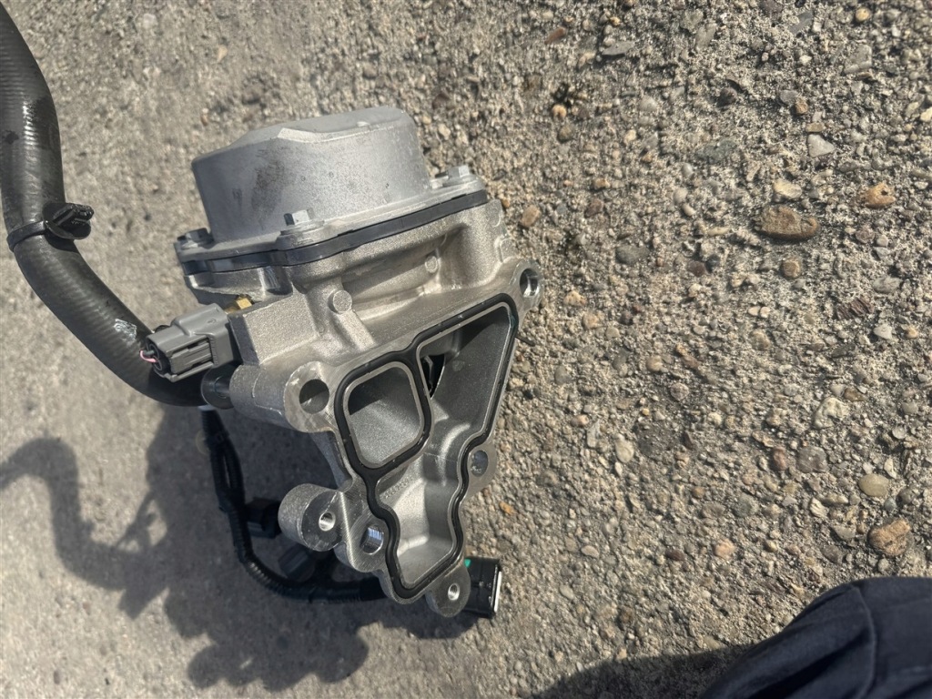 Насос води 240a89118r renault arkana 23-25r Зі Шроту