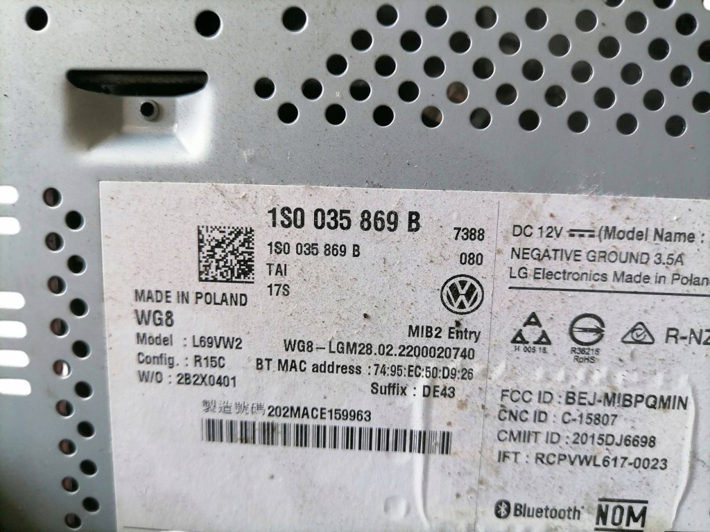 фото №3, Volkswagen up радіо заводський пошкоджені 1s0035869b