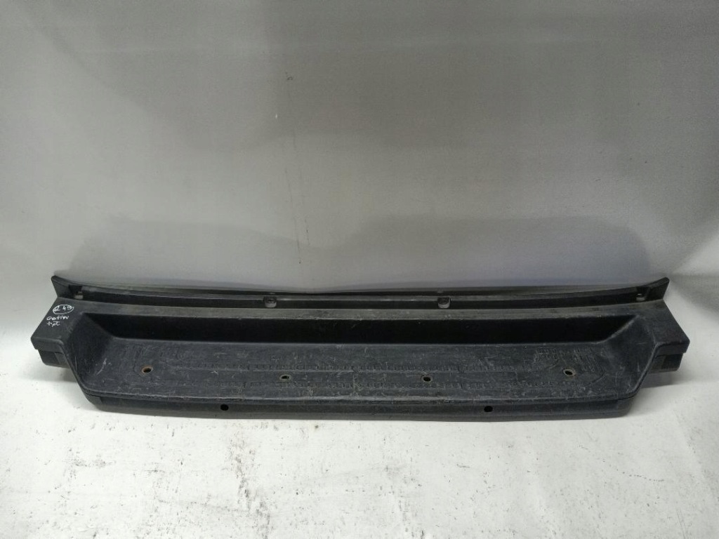 фото №1, Накладка бампера задня задня vw crafter 7c0807983