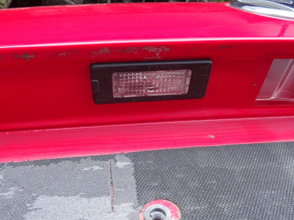 фото №12, Кришка багажника задня задня vw jetta vi 6 5c6 10-14 sedan ly3d