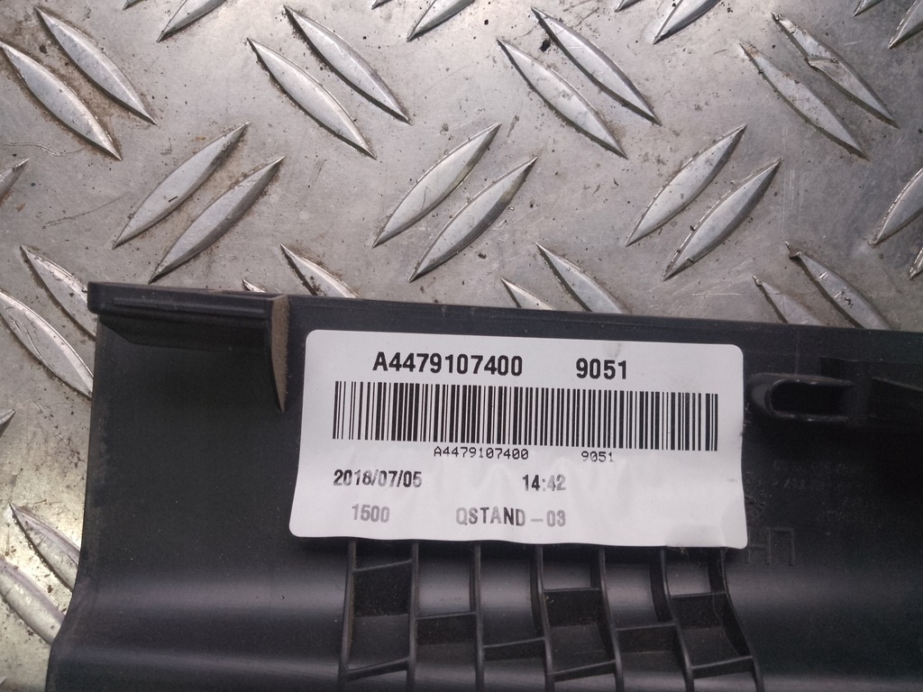 фото №9, Vito 447 15- консоль панель приладів приладова панель приладів