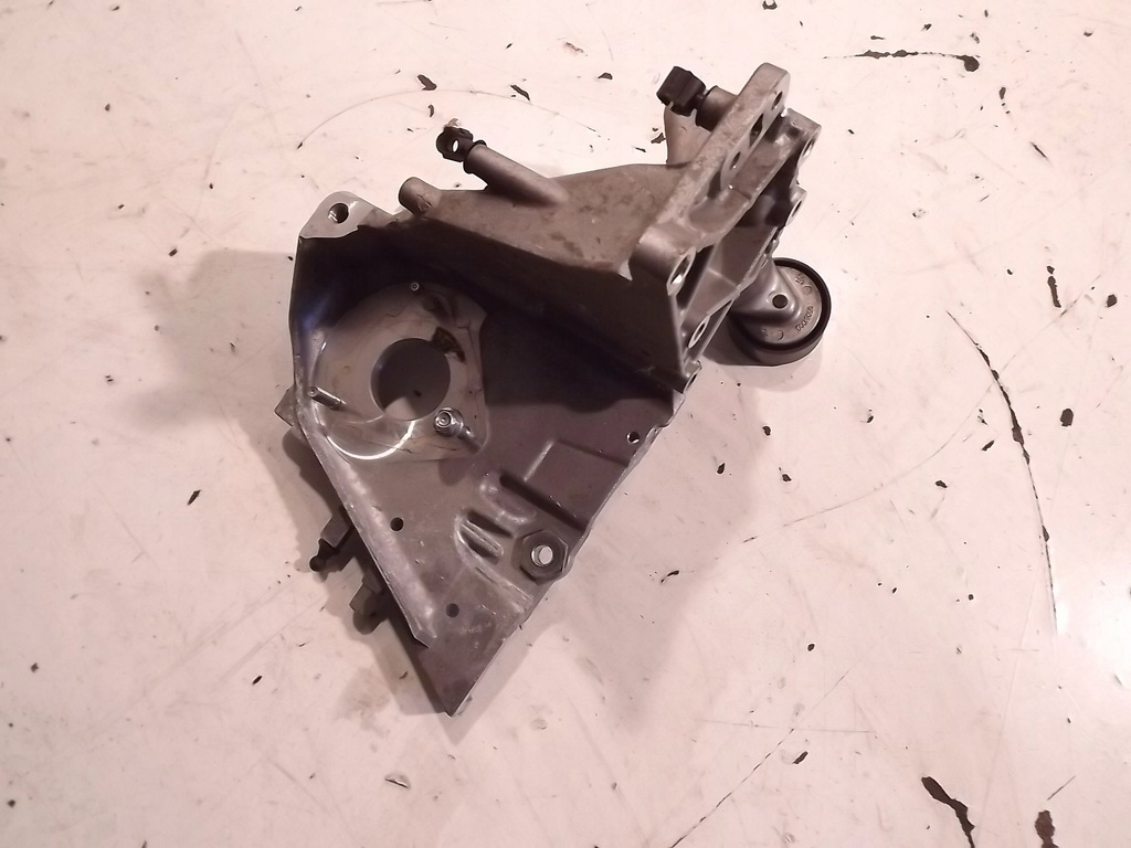 фото №1, Jeep renegade 2.0 mjt кронштейн кронштейн насоса впрыска двигателя !!