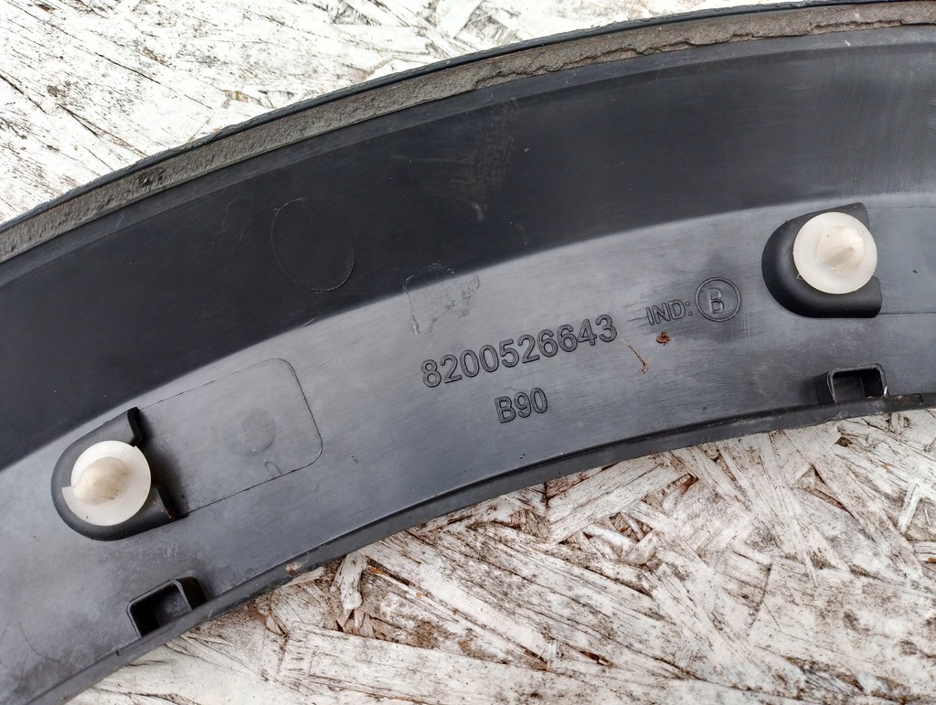 фото №8, Dacia sandero stepway молдинг правая перед расширитель арки na крыло