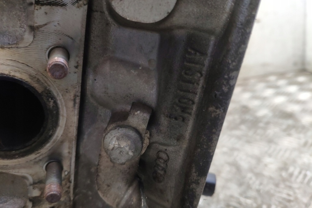 фото №10, Головка двигателя porsche panamera 970 06e103403m 3.0l hybrid 245kw 2012