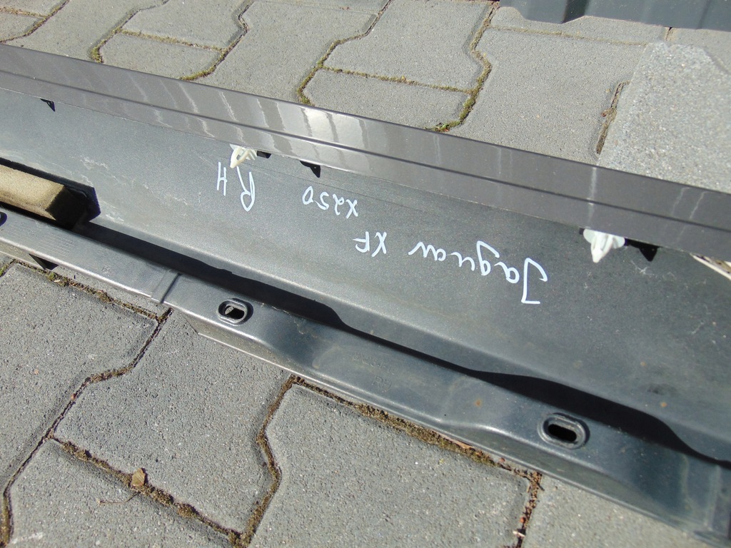 фото №9, Молдинг порог правая jaguar xf x250 lmo 8x23f10608a