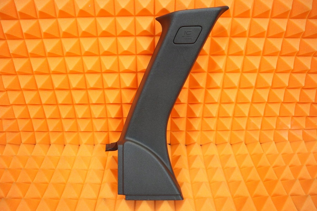 фото №1, Volvo v50 lift защита стойка левая задняя kombi