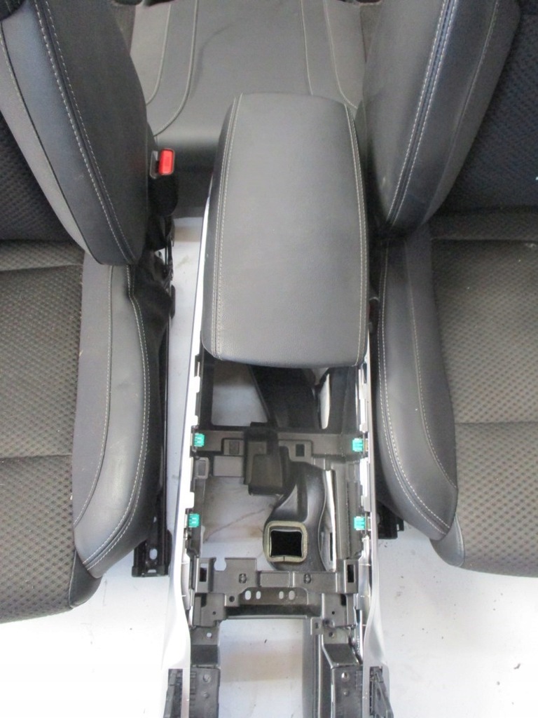 фото №10, Обивка сиденья pół кожа renault koleos ii 17r