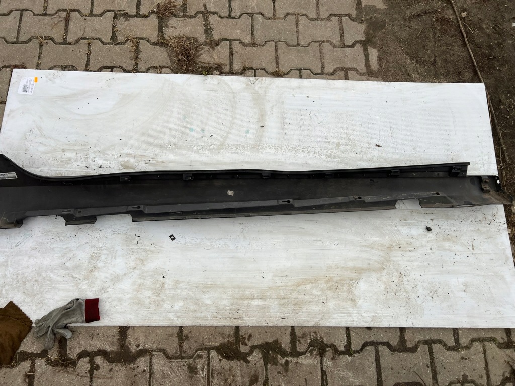 Volvo s60 2 порог левый накладка порог левая 31333004 Оригинал