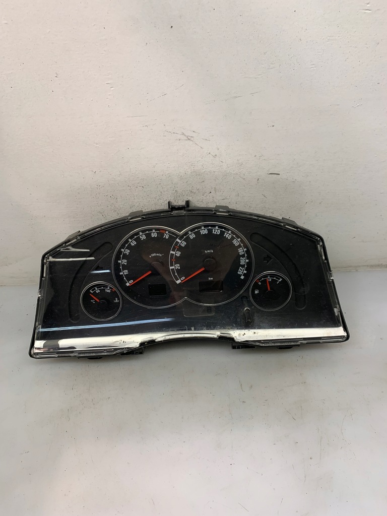 фото №1, Лічильник приладова панель 110080162045 opel