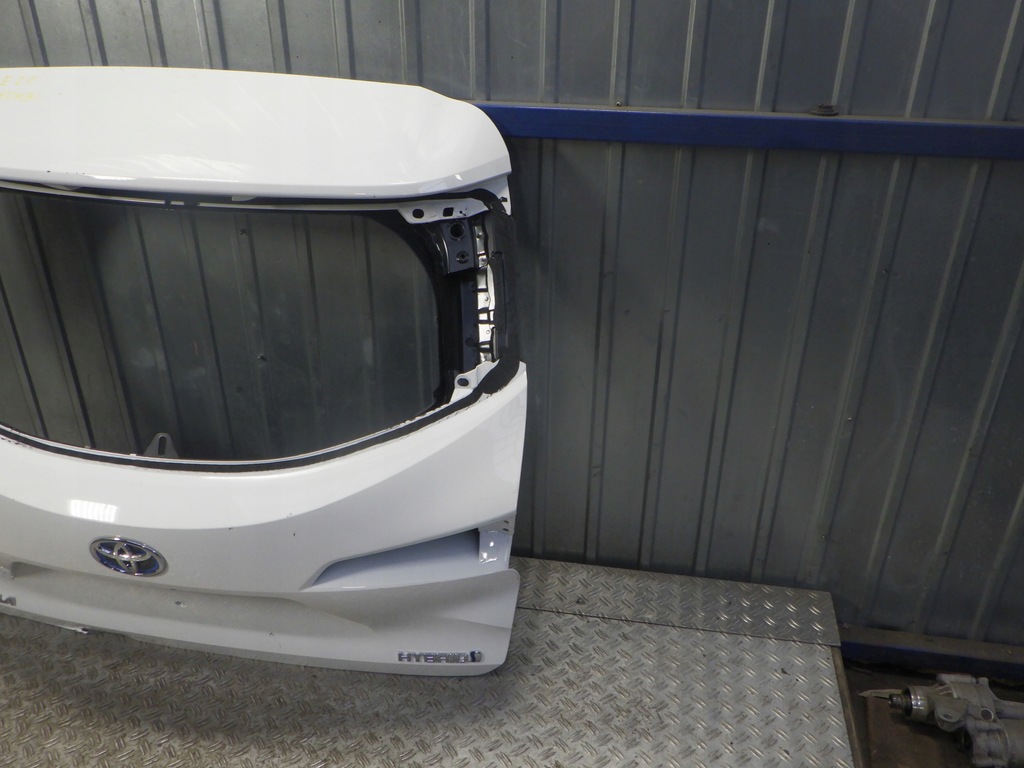 фото №4, Крышка багажника задняя toyota corolla e21 kombi