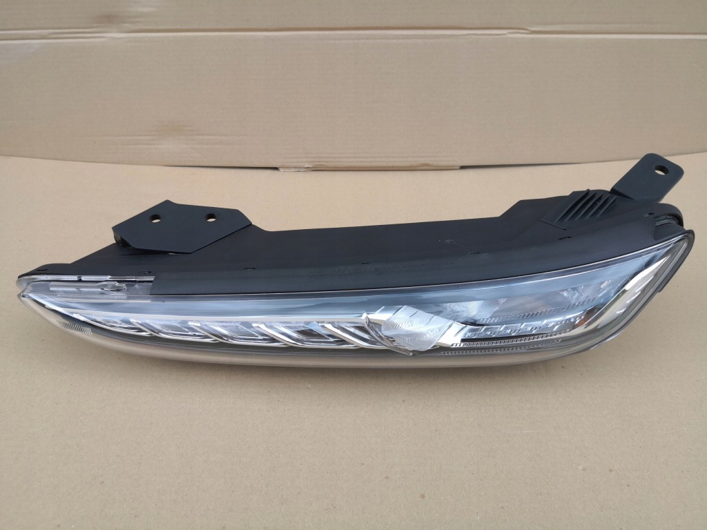 Hyundai kona 17-20 фара передняя левая led drl bdb с Разборки