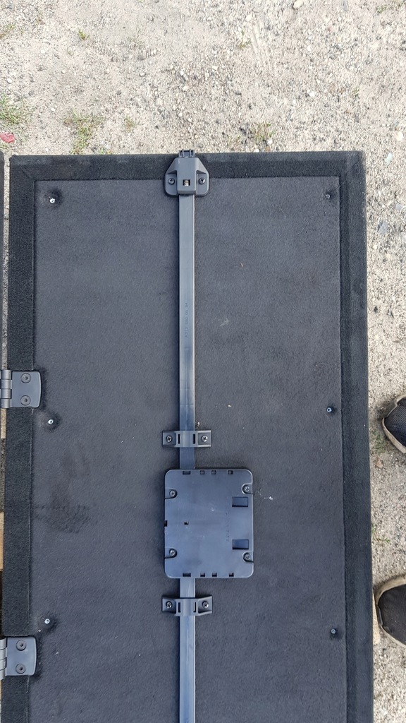 фото №10, Mercedes w212 обшивка багажника мат a2126800584