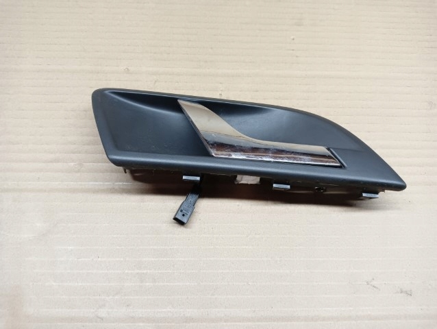 фото №5, Ручка внутренняя правый задняя 3t0839248 skoda superb ii