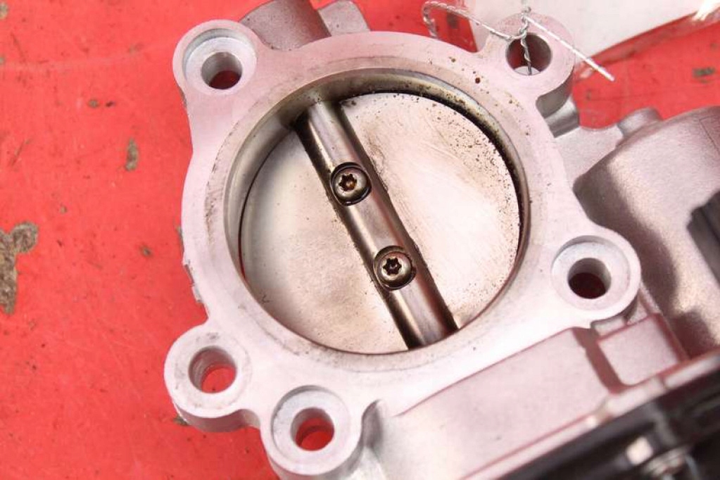 фото №6, Дроссельная заслонка hx7g-9f991-aa ford kuga 3 iii mk3 1.5 ecoboost 150 km 19-21