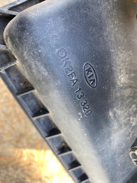 фото №6, Корпус фільтра повітря kia carens ii 1.8 02-06 rok 0k2fa13320 !!