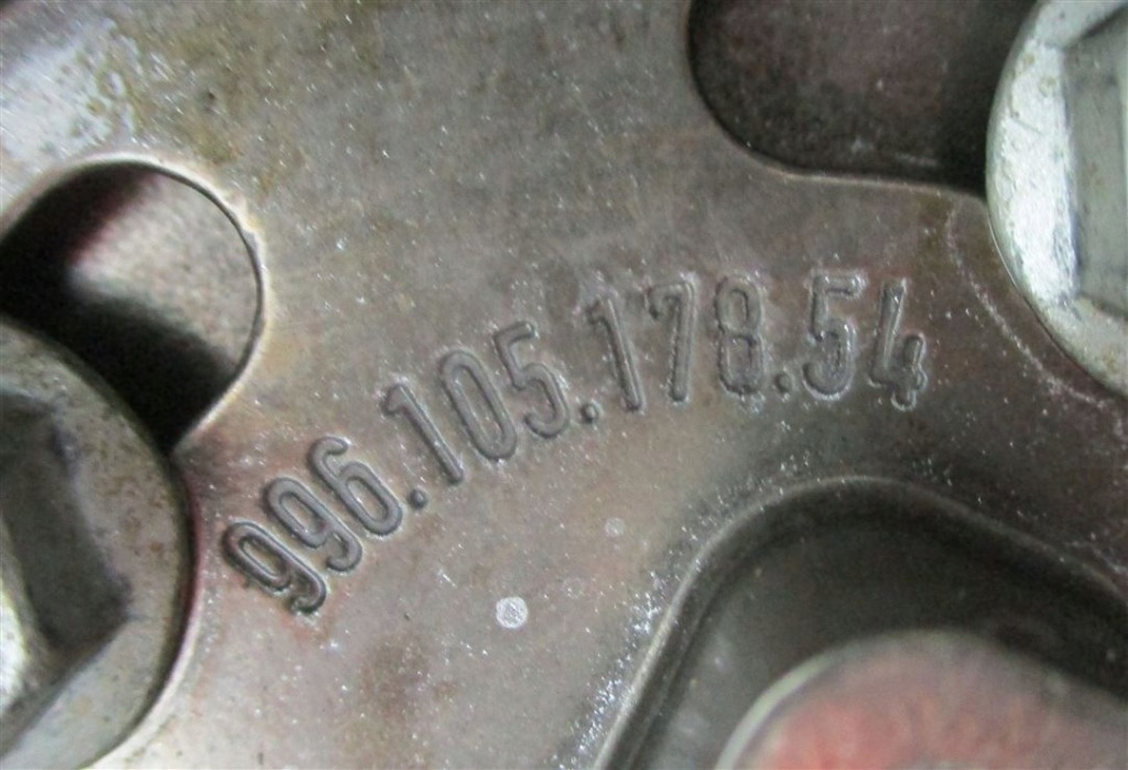 Головка porsche boxster 986 3.2 m96.24 9961041024r Оригінал