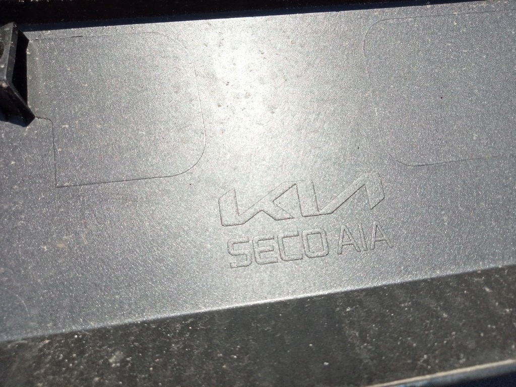 фото №12, Kia ev6 gt gt-line 2020- бампер задня накладка 86612-cv200