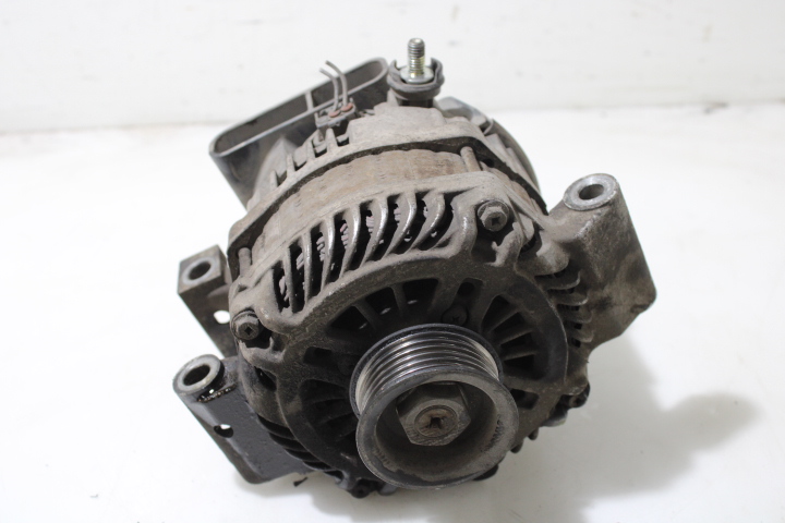 Купити Генератор mazda cx-7 2.3