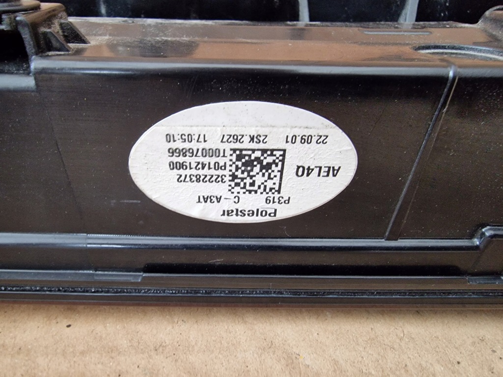 фото №5, Polestar ii 2 лампа задняя накладка