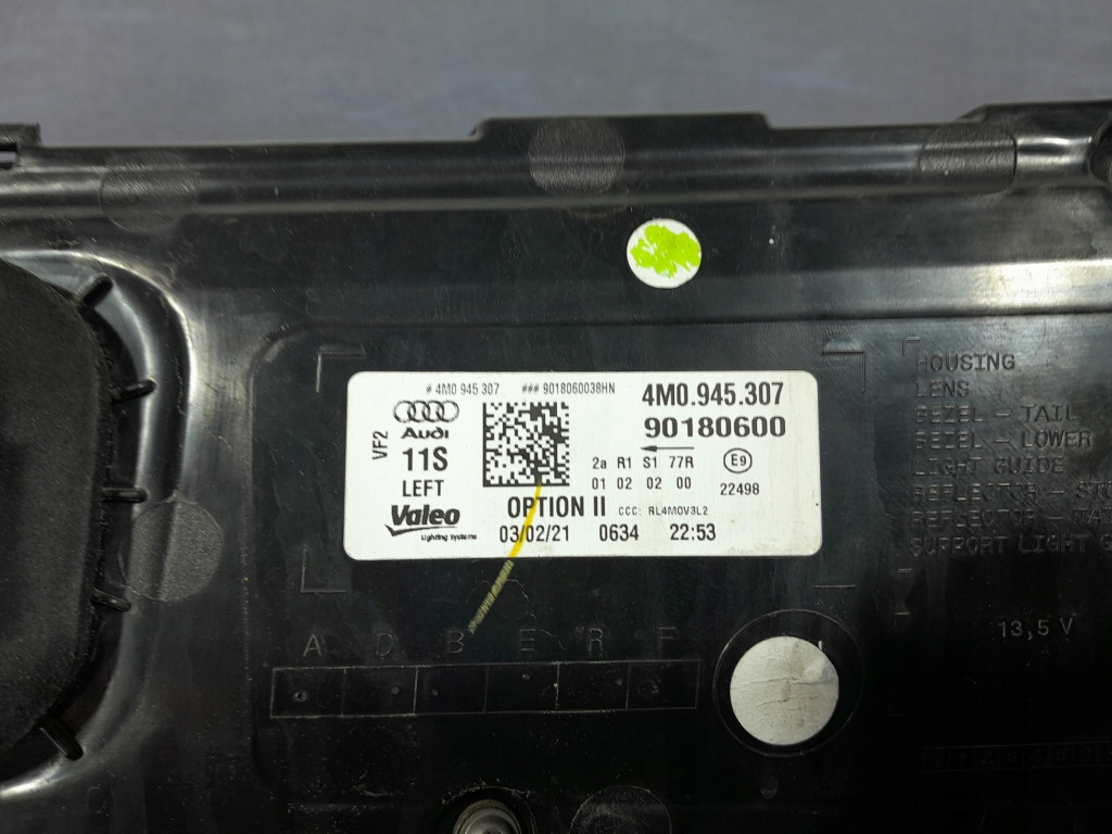 Купить Audi q7 2 4m рестайлинг  фара задний левая w крышке  led задняя 4m0945307