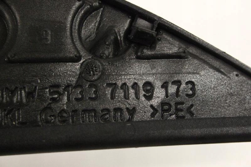 фото №5, Bmw 3 e92 335i 2007 rhd внутреннее треугольные отделка 7119174 7119173 71