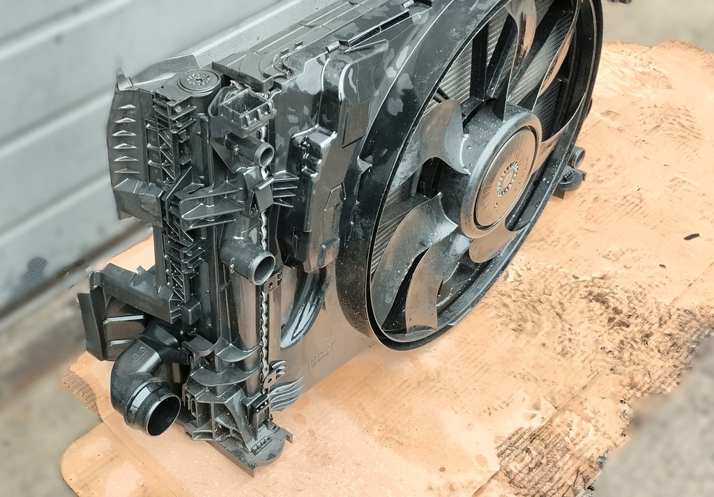 фото №6, Радіатор комплект радіатор mercedes b-klasa w246 1.8 cdi автоматична коробка передач оригінал