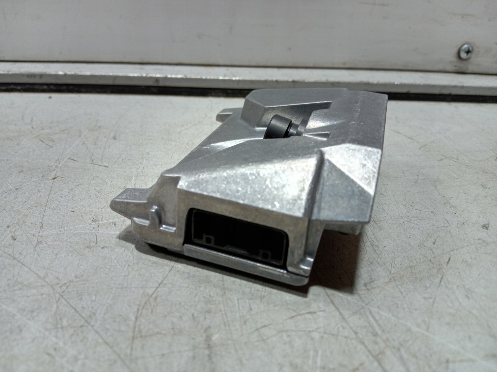 фото №2, Mazda mx-30 камера асистент поперечина best67xcx