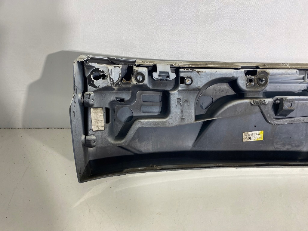 Купить Накладка крышки багажника задняя renault clio iv универсал европа