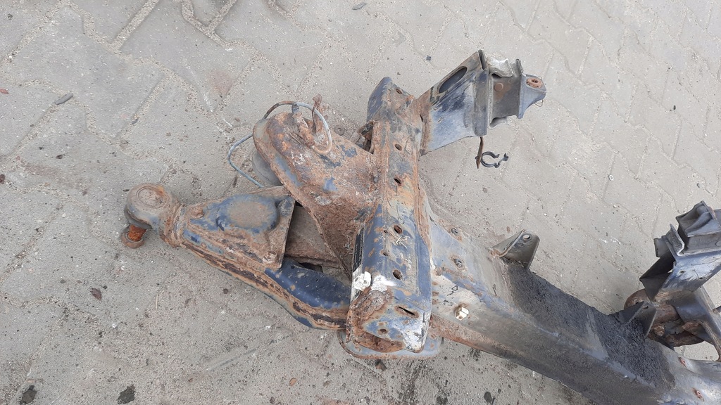 фото №6, Підрамник перед precedes sprinter