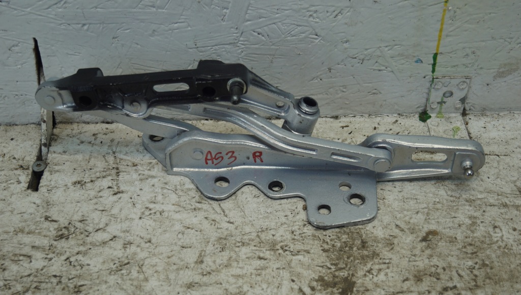 фото №2, Петля капот правий aston martin db11