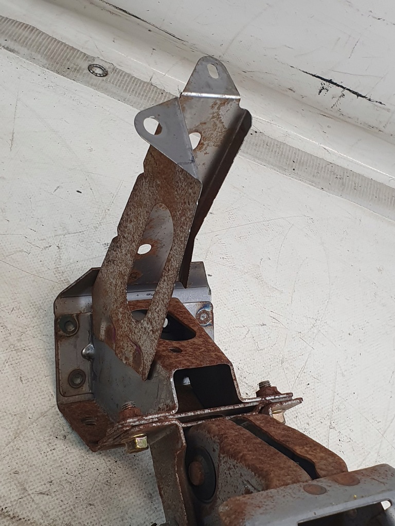 фото №5, Педаль тормоза mazda 6 i gg 02-05r.