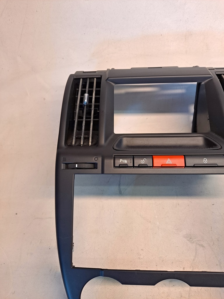 фото №3, Рамка радио консоли воздуховоды land rover freelander ii