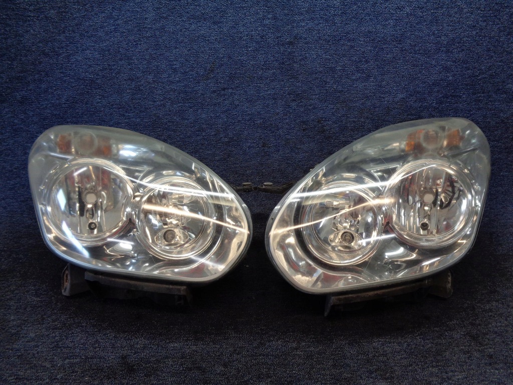фото №1, Лампы фары fiat doblo 2 ii 2010-2015r. opel combo d передние kpl eu